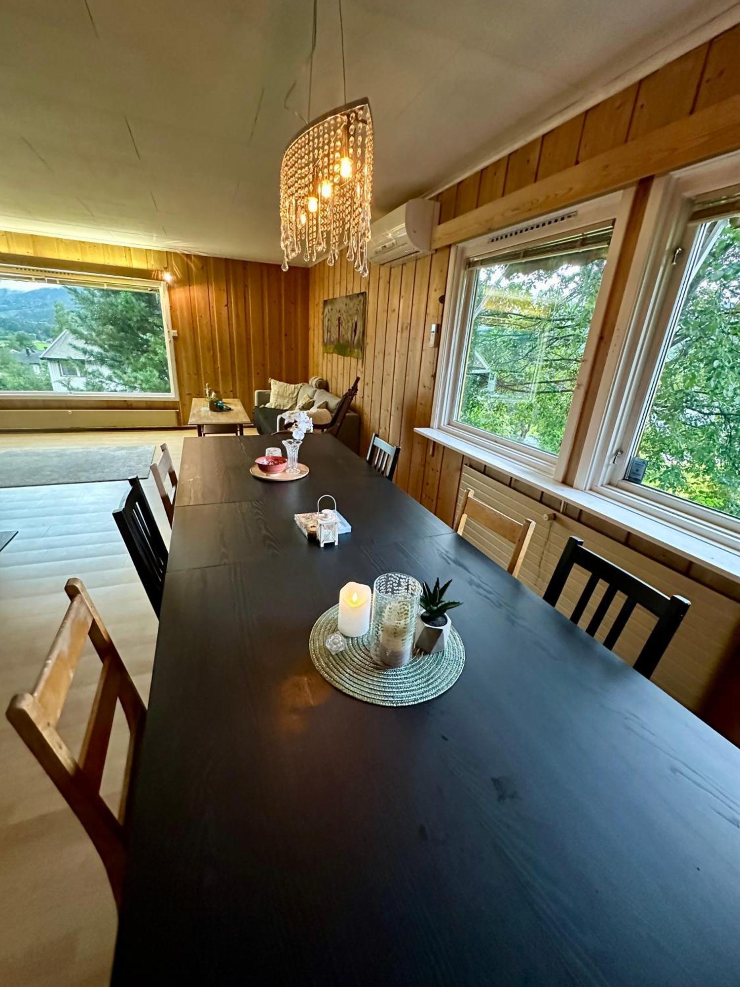 Trivelig Leilighet Med Gratis Parkering Pa Stedet Forset Exterior photo