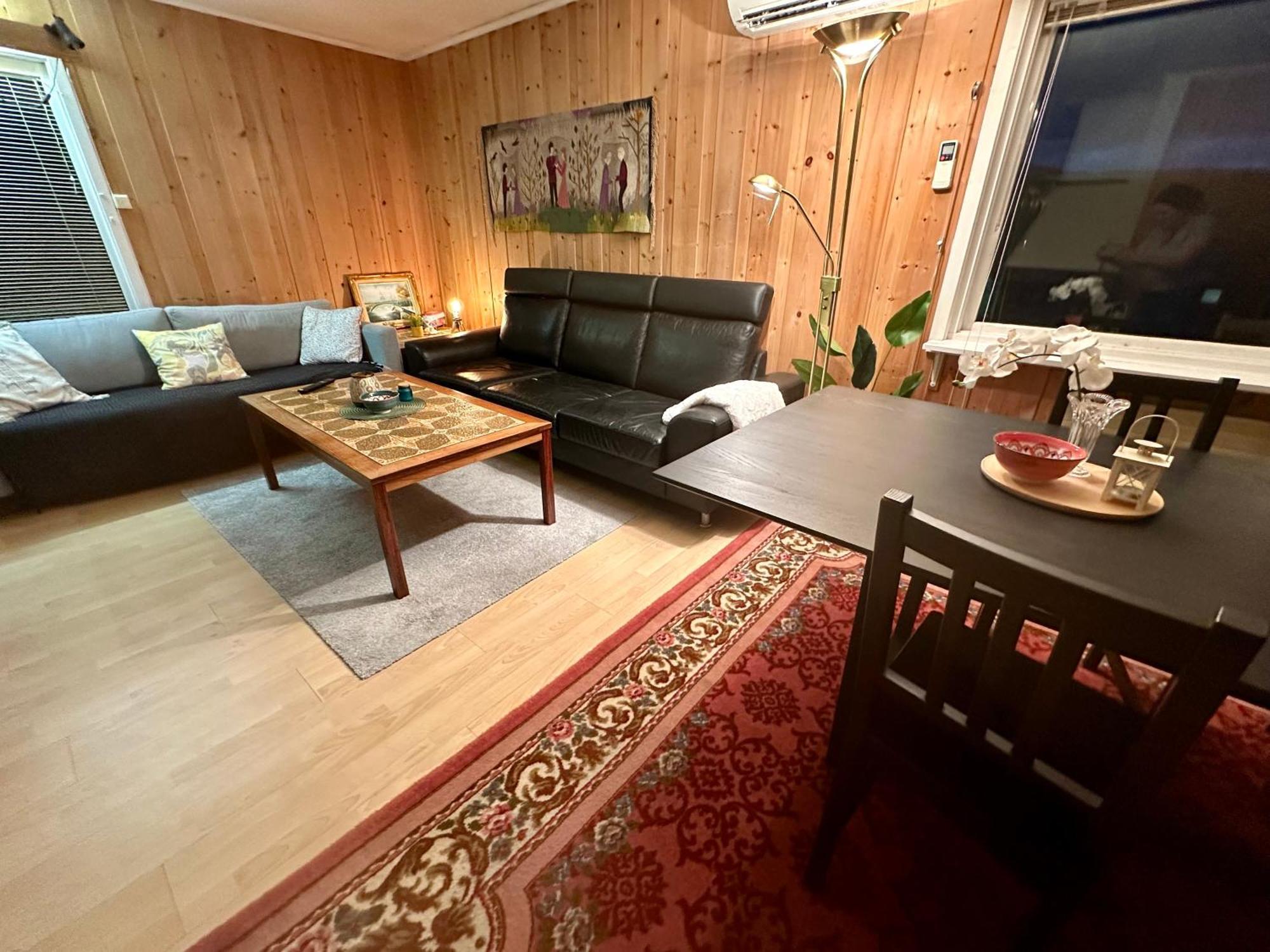 Trivelig Leilighet Med Gratis Parkering Pa Stedet Forset Exterior photo